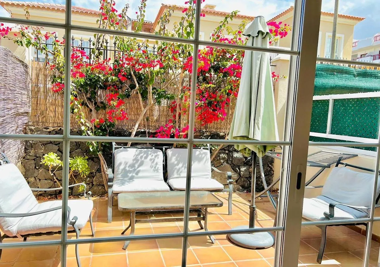 Enjoy 1 Bedroom Palm Mar Next To Pool By Aqua Vista Tenerife דירה